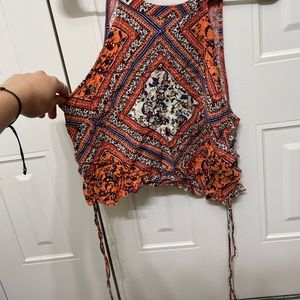 H&M orange patterned crop top size 6 (medium)